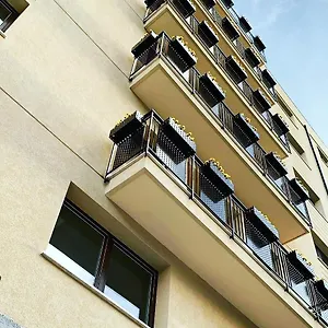 Simply The - And Parking Space By Balsamotto Apartament