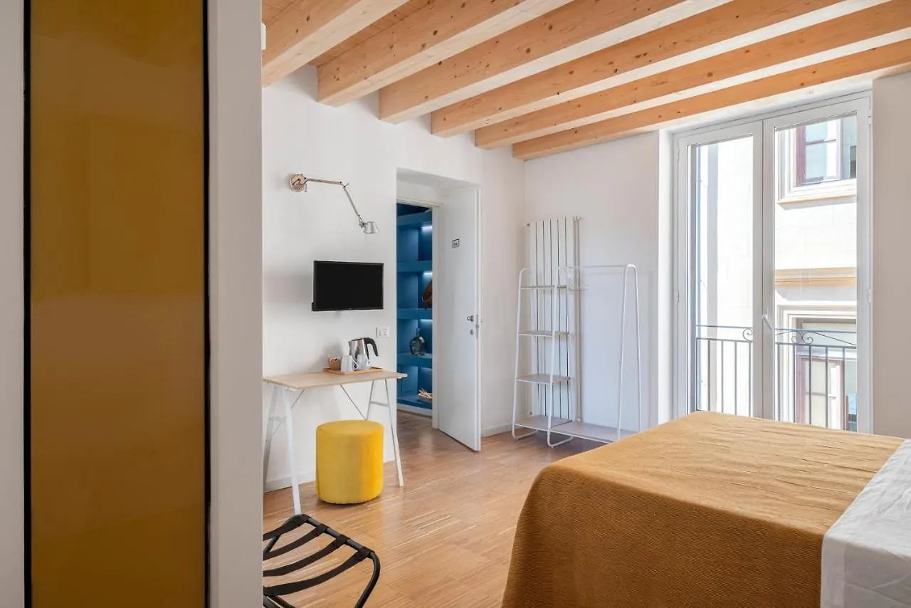 Le Stanze Di Triyah Bed & Breakfast Palermo